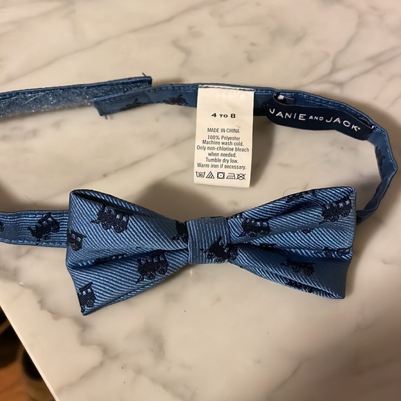 Train and plaid little Boys Bow ties - Picture 2 of 3